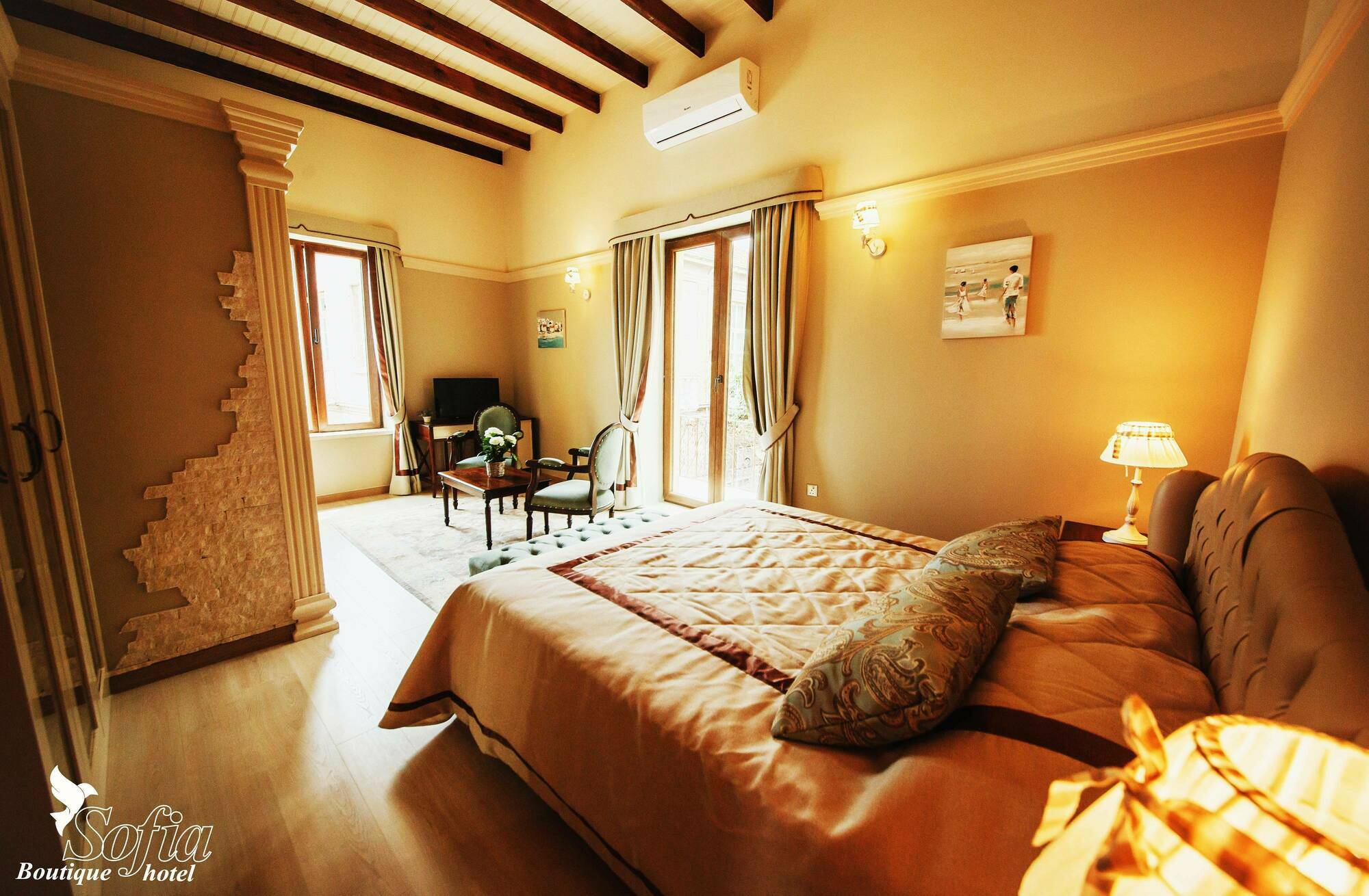 Sofia Boutique Hotel 凯里尼亚 外观 照片